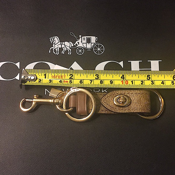 (UNISEX) COACH - TRIGGER SNAP BAG CHARM/KEYCHAIN IN CANVAS - Picture 9 of 13